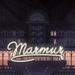 Neonowy napis "Marmur" nad wejściem do eleganckiego hotelu. W tle mroczna, stylizowana fasada budynku.