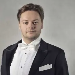 Tomasz Tracz tenor - fascynująca biografia i osiągnięcia artysty