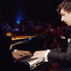 Polscy pianiści jazzowi: ich niezwykłe talenty i wpływ na muzykę