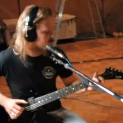Naucz się grać Metallica na gitarze chwyty - łatwe akordy dla każdego