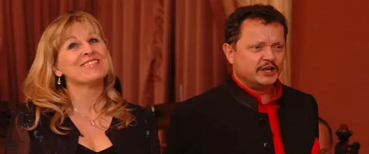 Janusz Ratajczak tenor - niezwykła kariera i osiągnięcia w operze