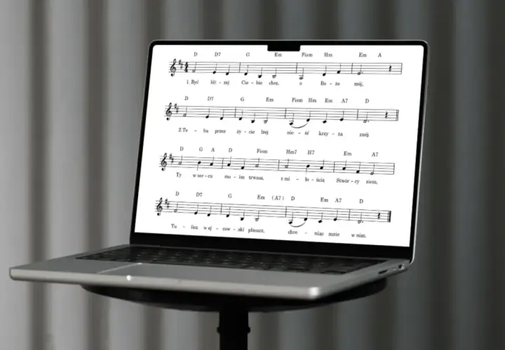 Śpiewnik religijny z chwytami na gitarę – graj ulubione pieśni łatwo