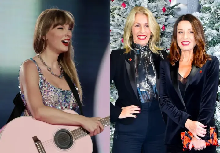 Taylor Swift z różową gitarą, obok dwie kobiety w czarnych marynarkach. Może to być początek "cruel summer" dla nich.