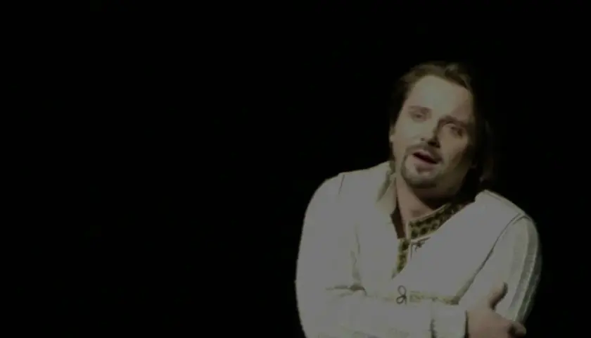 Paweł Skałuba tenor – fascynująca biografia i osiągnięcia w operze