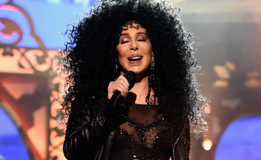 Cher - pochodzenie i korzenie. Ormiańskie, europejskie, Cherokee?