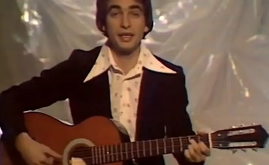 Ciągle pada - O czym naprawdę jest ten hit Czerwonych Gitar?
