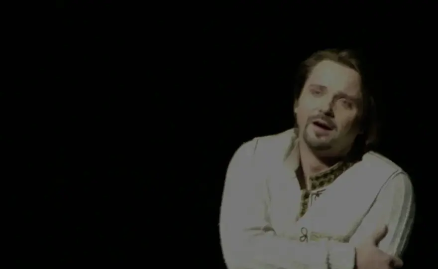 Paweł Skałuba tenor – fascynująca biografia i osiągnięcia w operze