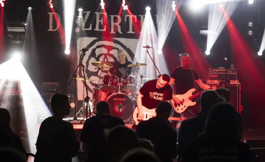 Dezerter - legenda punk rocka. Dlaczego wciąż są aktualni?