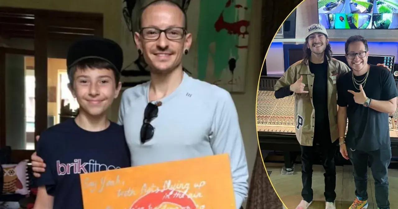 Chester Bennington z synem, trzymający plakat z tekstem piosenki. Obok, dwaj mężczyźni w studiu nagraniowym.