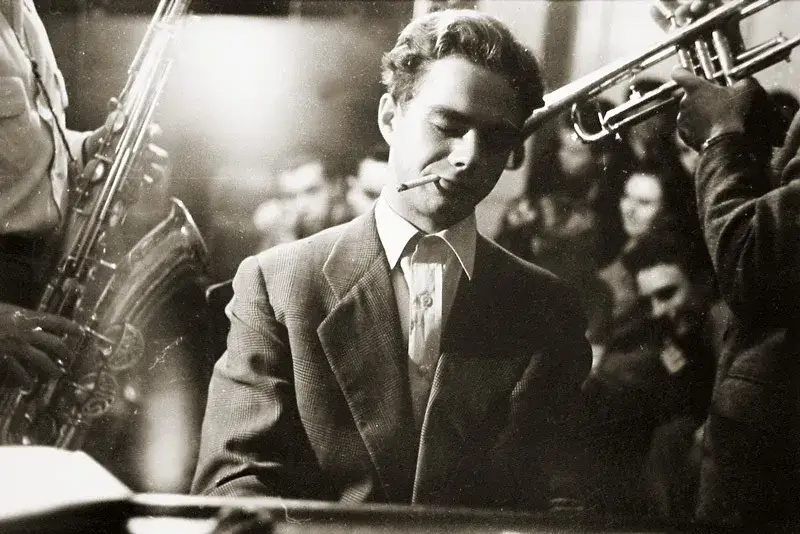 Zdjęcie Polscy pianiści jazzowi: ich niezwykłe talenty i wpływ na muzykę